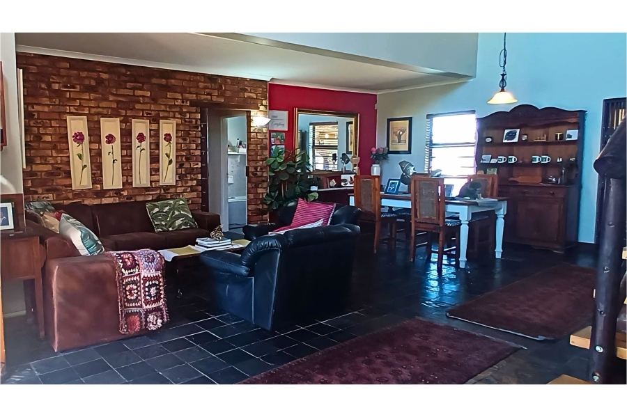 5 Bedroom Property for Sale in Gonubie Eastern Cape